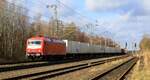 SEL 120 143-3 REV/BPSM/21.01.24 mit Containerzug und lautem Pfiff unterwegs Richtung Neumünster.